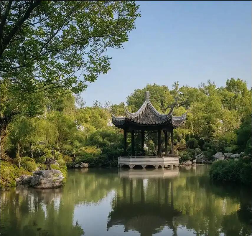 江西骤变餐饮有限公司